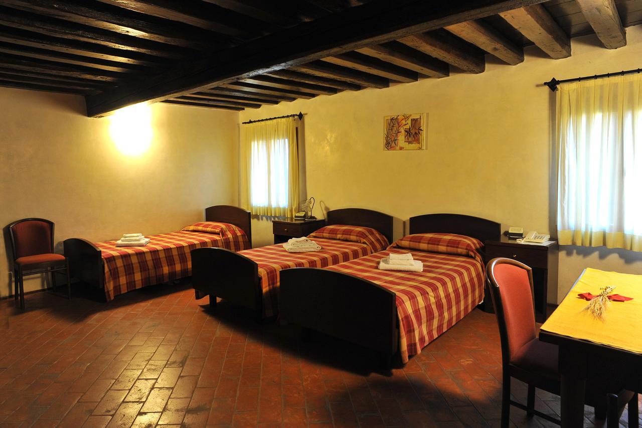 Hotel La Corte Correzzola Exterior photo